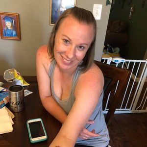 Meet your Posher, Leeann